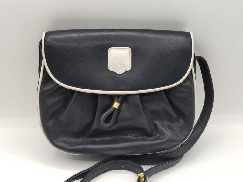 セリーヌ買取 ショルダーバッグ レザー